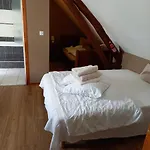 Aeroport Paris Beauvais Houlet 10 Min A Pied Aeroport Parkingbeauvais Longue Duree *