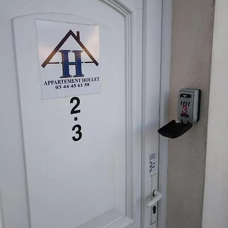 Aeroport Paris Beauvais Houlet 22 Ans Experiences 10 Min A Pied