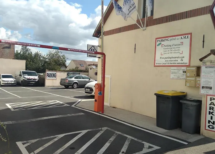 Aeroport Paris Beauvais Appartement Houlet 10 Min A Pied Aeroport Parkingbeauvais Longue Duree Apartament *