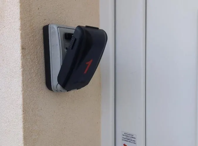 Apartament Aeroport Paris Beauvais Appartement Houlet 10 Min A Pied Aeroport Parkingbeauvais Longue Duree Tillé